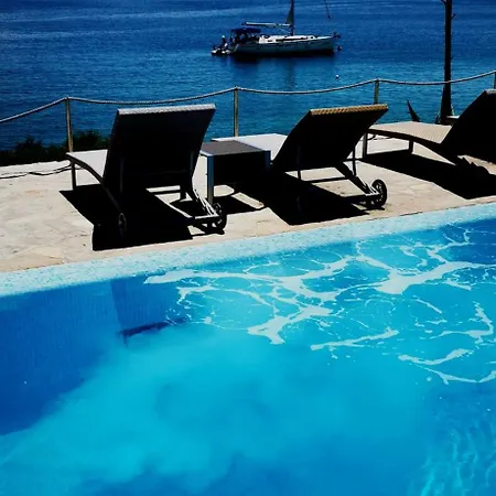 Heritage Bella Vista House * تروغير