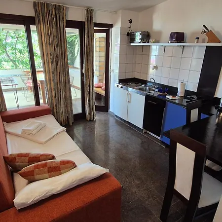 Trogir Apartments *
