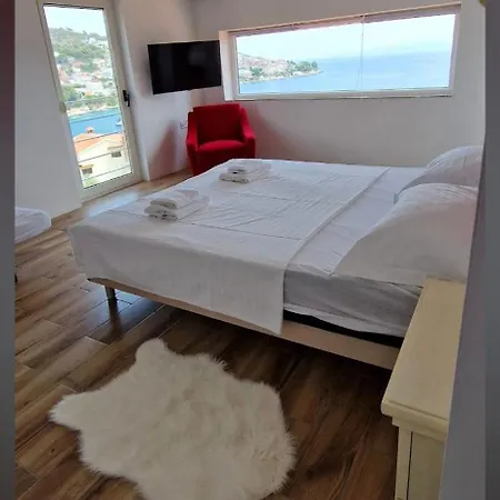 Trogir Apartments 4 Rooms * Trogir
